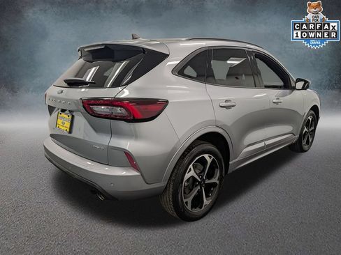 Used 2023 Ford Escape ST-Line Select w/ Tech Pack #2 AWD/4WD image 4