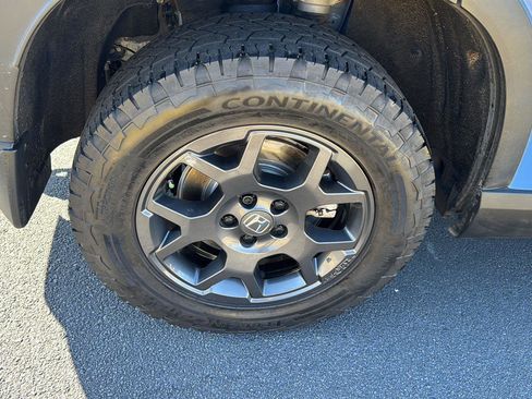 Used 2024 Honda Pilot TrailSport image 34