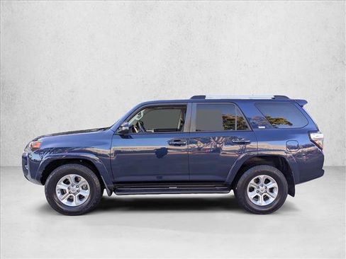 Certified 2019 Toyota 4Runner SR5 Premium image 9