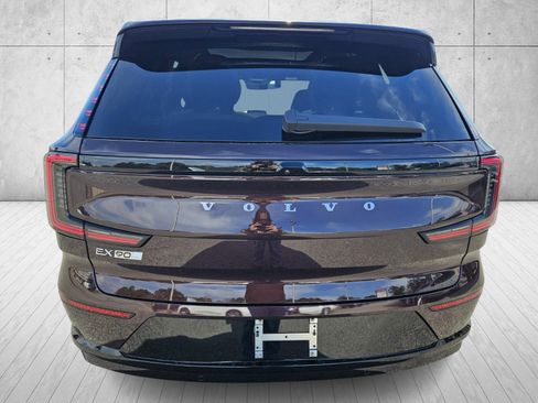 New 2025 Volvo EX90 Ultra image 5