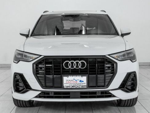 Used 2021 Audi Q3 2.0T Premium w/ Convenience Package image 3