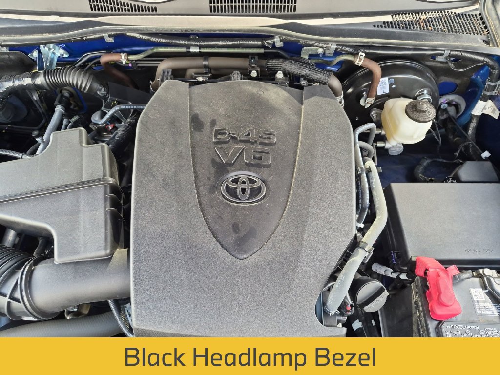 Used 2023 Toyota Tacoma SR5 w/ Technology Package AWD/4WD image 14