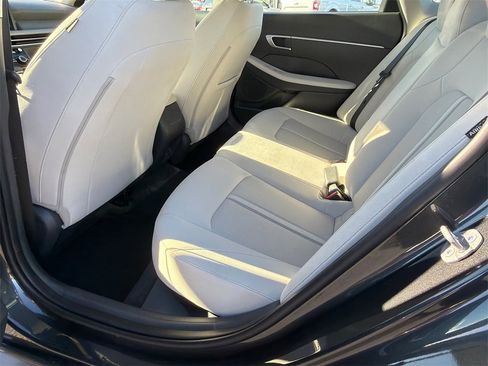 Certified 2025 Hyundai Sonata SE image 20