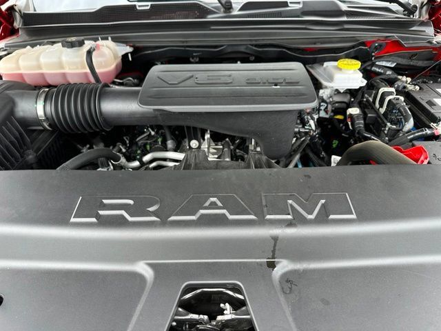 Used 2025 RAM 1500 Big Horn AWD/4WD image 8