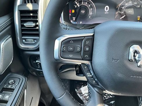 New 2026 RAM 1500 Laramie AWD/4WD image 31
