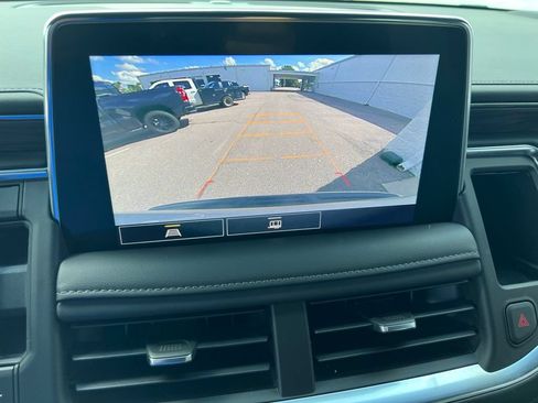 Used 2021 Chevrolet Suburban LS AWD/4WD image 13