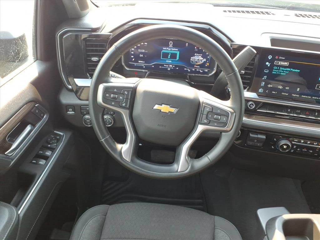 Used 2025 Chevrolet Silverado 2500 LT w/ Convenience Package AWD/4WD image 30