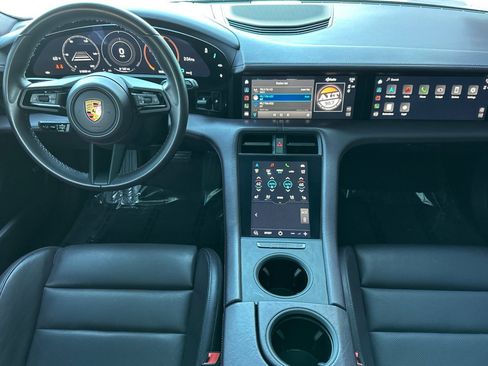 Certified 2022 Porsche Taycan 4 Cross Turismo image 6