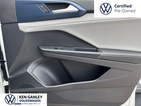 Used 2024 Volkswagen Taos SE AWD/4WD image 27