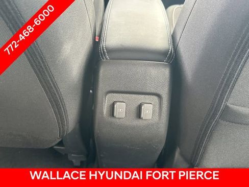 Used 2021 Nissan Kicks SV FWD image 17