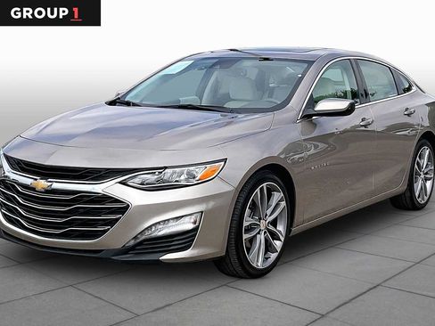 Used 2024 Chevrolet Malibu LT FWD image 1