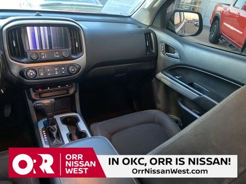 Used 2021 Chevrolet Colorado LT image 21