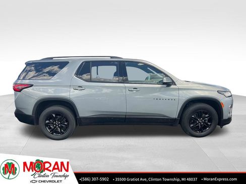 Certified 2023 Chevrolet Traverse LT FWD image 7