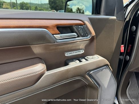 Used 2023 GMC Sierra 1500 Denali w/ Denali Reserve Package AWD/4WD image 15