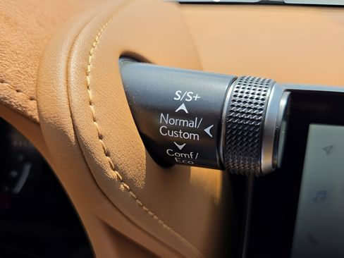 Used 2024 Lexus LC 500 Coupe w/ Touring Package RWD image 29