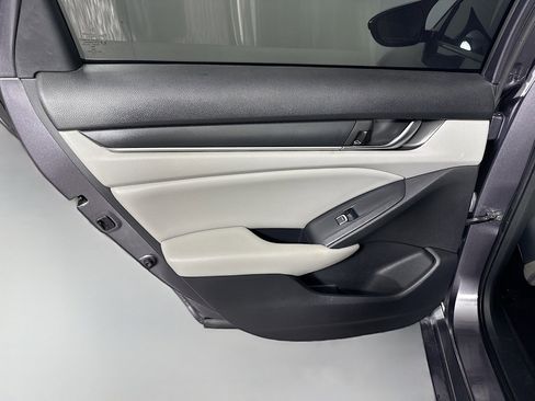 Used 2019 Honda Accord LX image 26