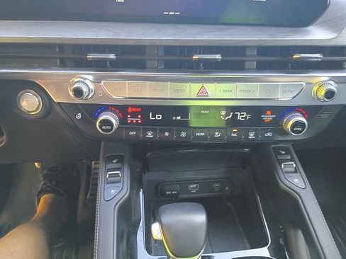 Used 2023 Kia Telluride SX Prestige X-Line AWD/4WD image 19