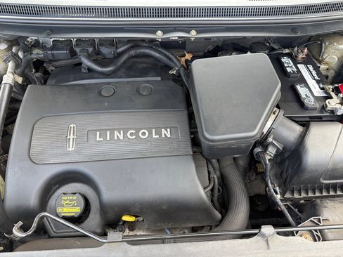 Used 2012 Lincoln MKX AWD image 14