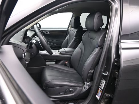 Used 2024 Genesis GV80 2.5T AWD/4WD image 23