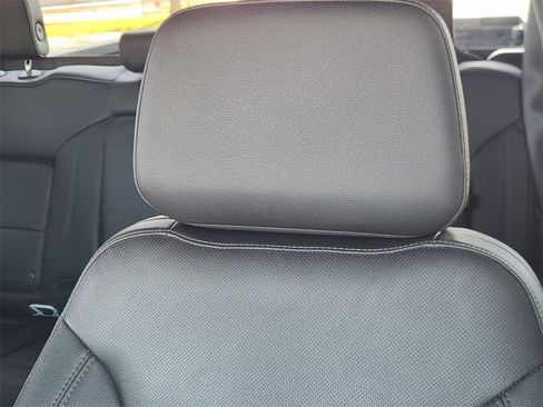 Used 2022 GMC Sierra 1500 SLT image 21