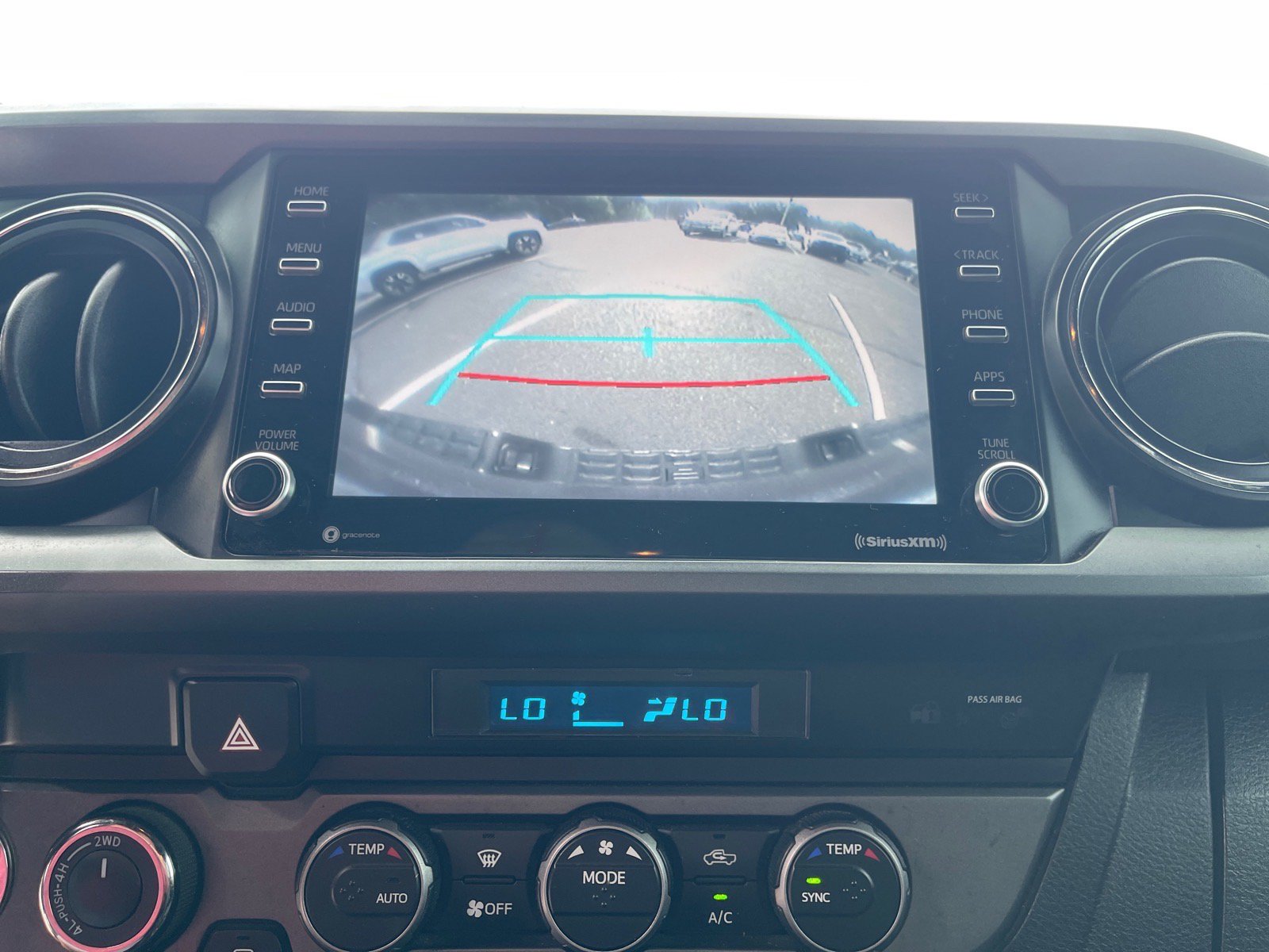 Used 2021 Toyota Tacoma TRD Sport w/ Technology Package AWD/4WD image 6