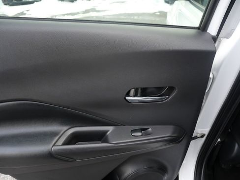 Used 2020 Nissan Kicks SR w/ SR Premium Package image 22