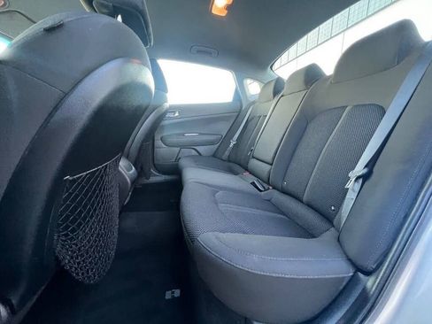 Used 2020 Kia Optima LX image 24