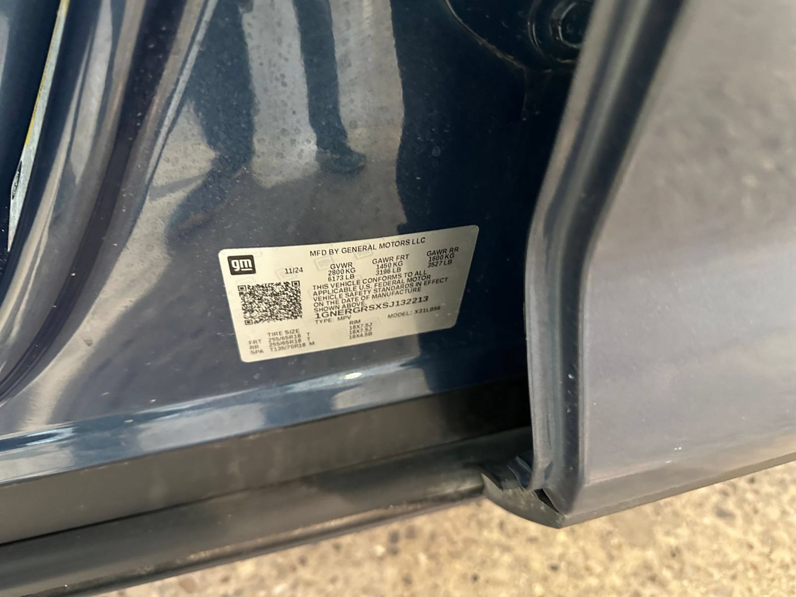 Used 2025 Chevrolet Traverse LT FWD image 31