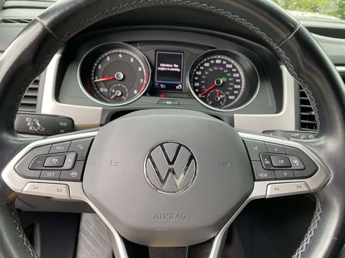 Used 2020 Volkswagen Atlas Cross Sport SE AWD/4WD image 17