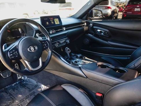 Used 2025 Toyota Supra image 13