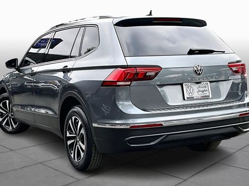 Certified 2022 Volkswagen Tiguan S image 12