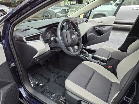 Used 2024 Toyota Corolla LE FWD image 13