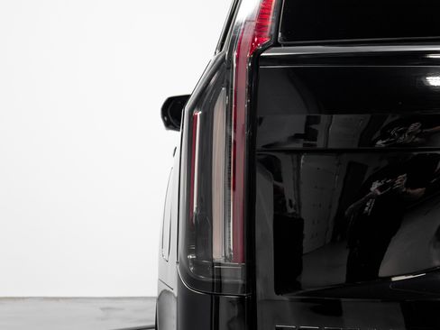 Used 2023 Cadillac Escalade Sport Platinum w/ LPO, ONYX Package image 50