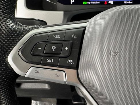 Used 2022 Volkswagen Atlas Cross Sport SEL R-Line AWD/4WD image 23