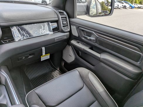 New 2026 RAM 1500 Laramie AWD/4WD image 16