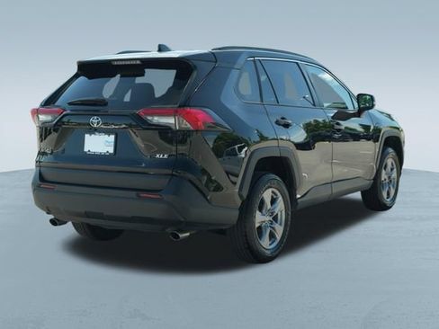 Used 2024 Toyota RAV4 XLE FWD image 9
