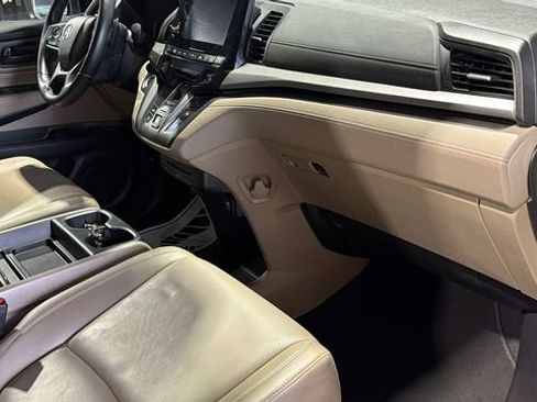 Used 2019 Honda Odyssey EX-L image 12
