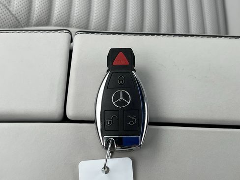 Used 2019 Mercedes-Benz SL 550 image 33