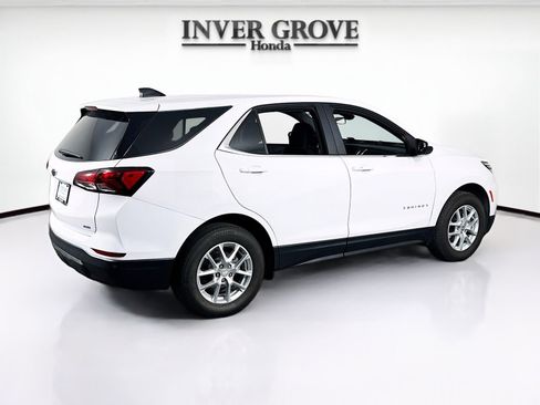 Used 2023 Chevrolet Equinox LT AWD/4WD image 5