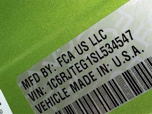 New 2025 Jeep Gladiator Mojave w/ Convenience Group image 21