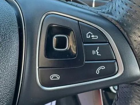Used 2017 Mercedes-Benz E 300 image 32