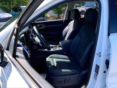 Used 2023 Kia Sorento EX AWD/4WD image 28