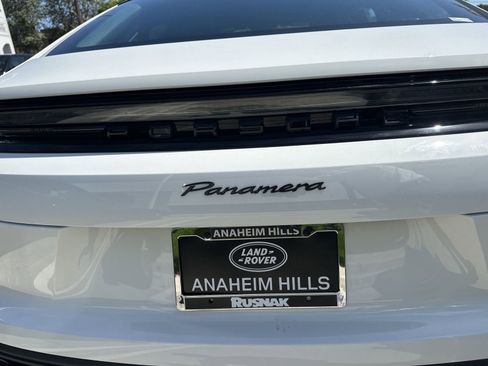 Used 2026 Porsche Panamera image 8