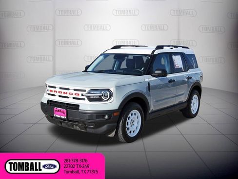 Used 2024 Ford Bronco Sport Heritage w/ Heritage Convenience Package image 3