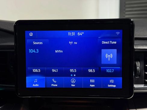 Used 2020 Ford Explorer XLT w/ Equipment Group 202A RWD image 41