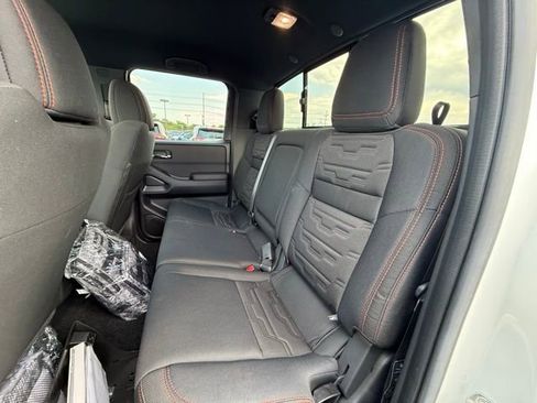 New 2025 Nissan Frontier PRO-4X image 15