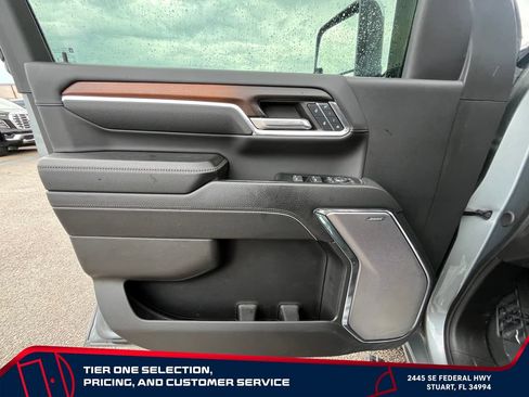 Used 2024 GMC Sierra 2500 Denali w/ Denali Reserve Package AWD/4WD image 23