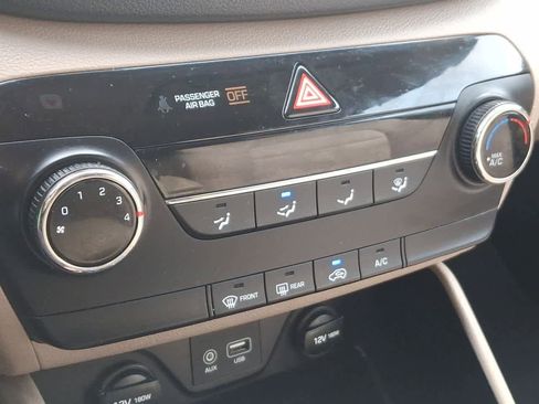 Used 2017 Hyundai Tucson SE image 25