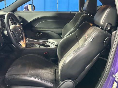 Used 2016 Dodge Challenger R/T Scat Pack w/ Leather Interior Group image 13