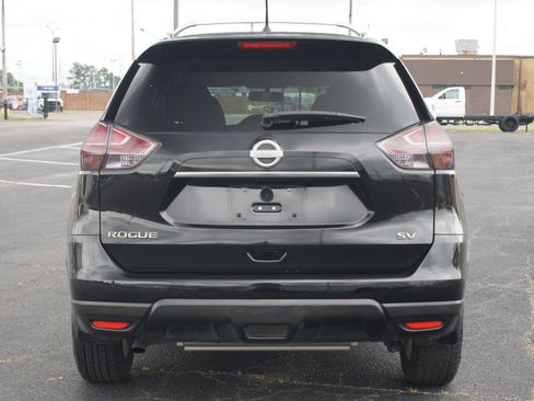 Used 2015 Nissan Rogue SV FWD image 3